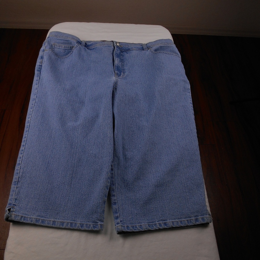 Gloria Vanderbilt Jean Capris